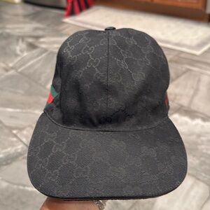 Authentic men’s baseball cap